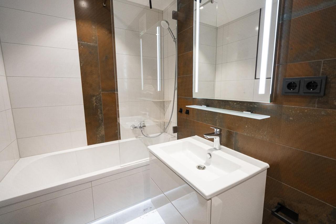 Stylisches Apartment Im Herzen Von Dresden + Parkplatz + Netflix + Self Check-In Exterior photo